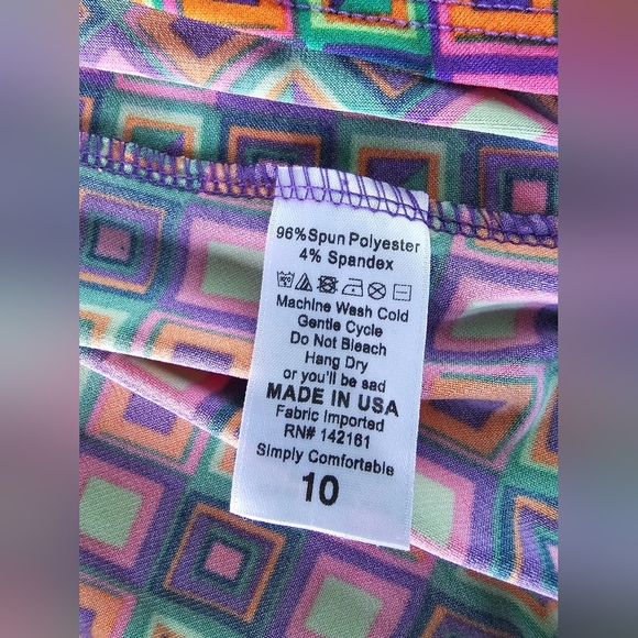 Girls Lularoe Azure Skirt Geometric Colorful Size 10 - Picture 4 of 4